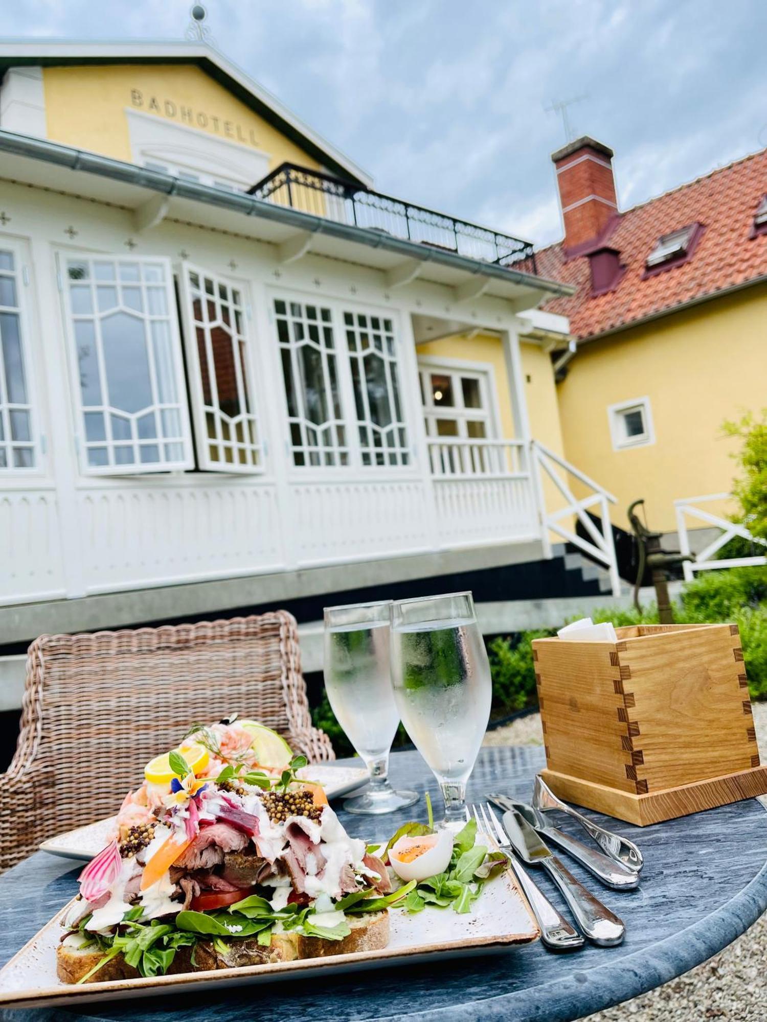 Kivikstrand Badhotell Exterior photo